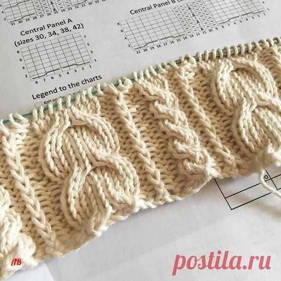 ​Множество кос спицами