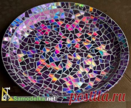 Блюдо с самодельной мозаикой из CD и DVD дисков