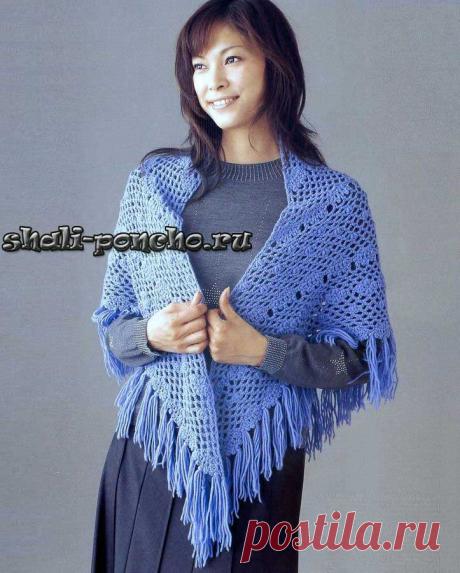 Светло-синяя шаль