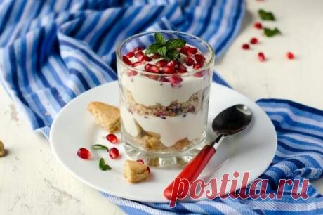 20 простых и невероятно вкусных десертов из творога - Будет вкусно - 12 мая - 43676195246 - Медиаплатформа МирТесен Самые легкие, вкусные и полезные десерты – это десерты из творога. При этом они еще и очень разнообразные – от простейших муссов до печенья и пирогов. В этой подборке рецептов мы собрали самые интересные и одновременно доступные варианты на каждый день или праздничный стол! 1. Творожный десерт с - 12 мая - 43676195246 - Медиаплатформа МирТесен