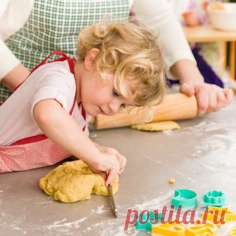 Готовим с детьми: итальянские карнавальные сладости - Статьи - Дети 3-7 лет - Дети Mail.Ru