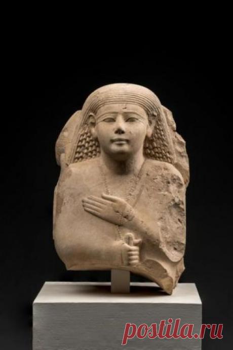 centuriespast:




 Statue of a man Egyptian New Kingdom, Dynasty 18, reign of Amenhotep II 1427–1400 B.C.

 MFA NSCC, ADCR, RSC
NBC
ABC
STC
ARC
LDC
NEC
ODC
AOS
STAC
NTC
MNC
NCVI
CCI
DCL
LRC
DLCC
CCII
WGI
MCI
CID
SCI
SCT
LCV
LCM
SCDS
VCL
WJ
GIC
VCC
ACP
CAF
PFC
CAP
NCCR
EED
AOR
CUP
CLV
LU
AED
MUC
RAM
CRI
EMC
BAL
CIS
GER
ELT
MES
ENV
MEE
DOP
KER
LIB
NED
ERP
IEG
TEK
TAL
ECE
MJB
KRR
YAR