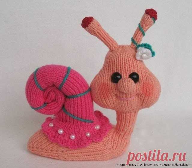 ​Улитка с цветком на рожках