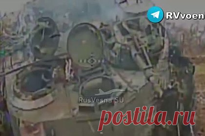 Опубликованы новые кадры штурма Красноармейска ВС России