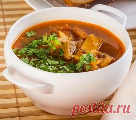 Постные щи из квашеной капусты с белыми грибами