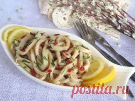 Маринованные кальмары в чесночно-масляной заливке : Закуски и бутерброды
