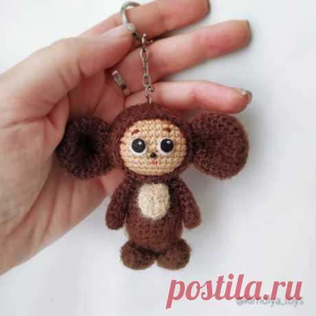 PDF Чебурашка крючком. FREE crochet pattern; Аmigurumi doll patterns. Амигуруми схемы и описания на русском. Вязаные игрушки и поделки своими руками #amimore - Чебурашка из детского мультфильма Крокодил Гена и его друзья.