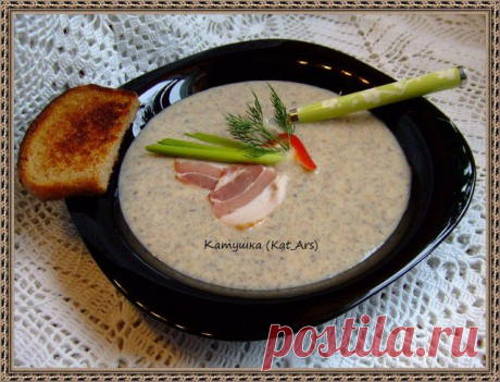 Суп-пюре грибной с сыром и беконом