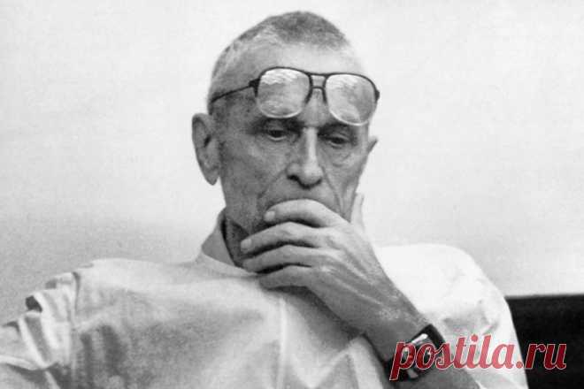 Легендарная система укрепления здоровья Николая Амосова Николай Амосов — по-настоящему великий человек. Он не только сделал огромный вклад в развитие кардиохирургии, но и смог исцелить собственное тело. Он изобрел целую систему и комплекс упражнений, которые помогают укрепить организм и оздоровиться...