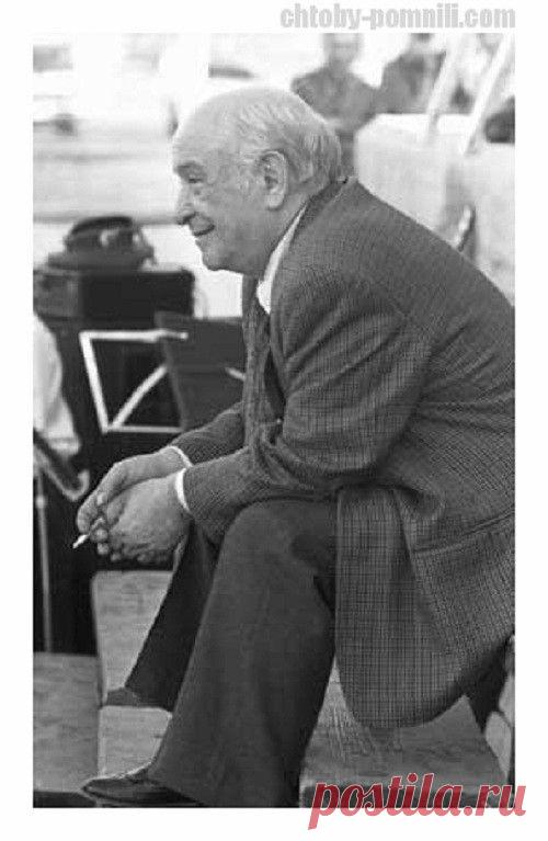 Быков Ролан Антонович