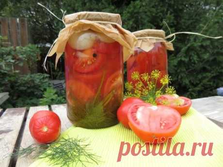 Нарезанные маринованные помидоры с луком . Милая Я