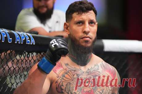 Украинский боец UFC провалил допинг-тест. Украинский боец Аскар Можаров провалил допинг-тест после поединка на турнире UFC Fight Night 207. В пробе 27-летнего спортсмена были обнаружены запрещенные вещества — метаболические модуляторы. Спортсмен отстранен до дисциплинарного слушания, которое назначено на сентябрь.