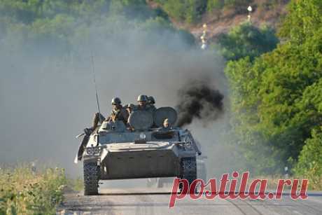 Росгвардия нашла рапорт ВСУ о больших потерях под Северодонецком и Лисичанском. Бойцы Росгвардии в ходе боев под Северодонецком и Лисичанском нашли документ, который подтверждает крупные потери среди военнослужащих Вооруженных сил Украины (ВСУ). В ходе разведки в Лисичанске силовики обнаружили рапорт командира подразделения ВСУ Александра Коваленко.