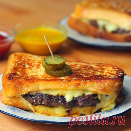 Twisted - Cheeseburger French Toast