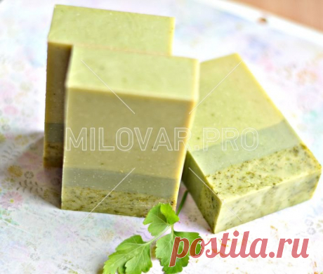 Мыло на соке петрушки