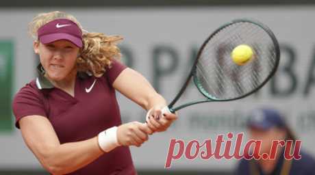 Мирра Андреева опустилась на одну строчку обновлённого рейтинга WTA. Женская теннисная ассоциация (WTA) на своём официальном сайте обновила рейтинг в одиночном разряде. Читать далее