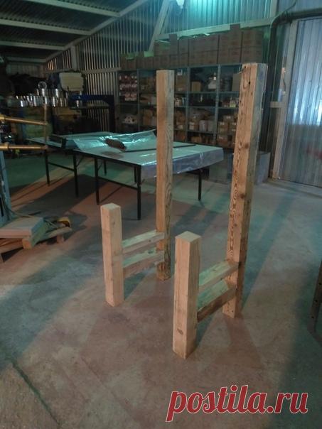 Интересный стул. Автор Станислав Зыков #DIY_Идеи #стул #кресло #трон #электричество #diy