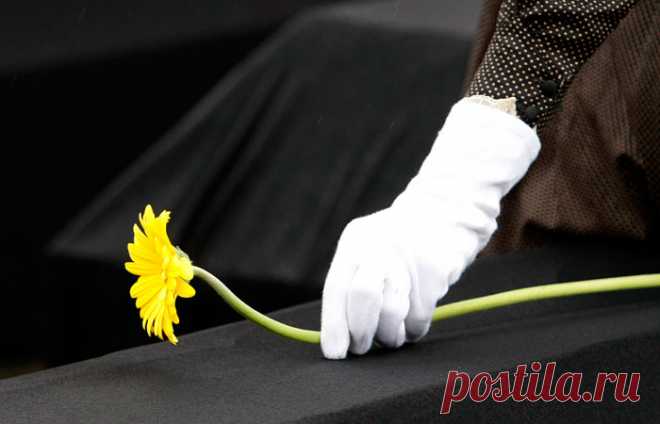 2025--УМЕРШИЕ ЗНАМЕНИТОСТИ- Ушедшие из жизни известные деятели культуры, шоу-бизнеса, политики, бизнеса и науки