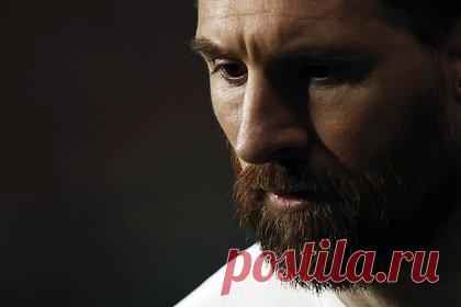 Тренер «Барселоны» оценил решение Месси перейти в клуб Бекхэма. Главный тренер «Барселоны» Хави оценил решение аргентинского форварда Лионеля Месси перейти в американский «Интер Майами». Специалист призвал уважать поступок футболиста. «Он больше не хочет быть в центре внимания. Он хочет ощущать меньше давления и напряжения. Он хочет больше проводить времени с семьей», — заявил он.