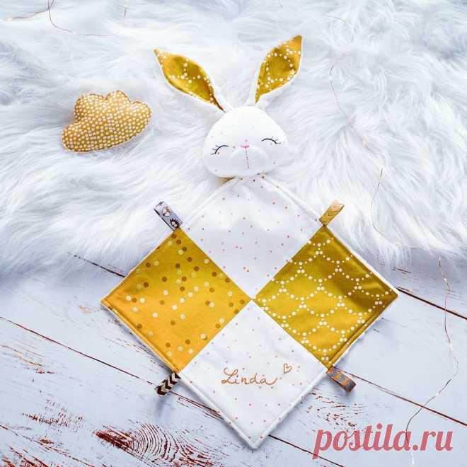 Zuzana Gibalova в Instagram: «Mojkáčika by malo mať každé bábätko, pritúliť sa k jemnučkému zajačikovi z tých najkvalitnejších dizajnérskych látok v univerzálnej…» 166 отметок «Нравится», 8 комментариев — Zuzana Gibalova (@zuzug.design) в Instagram: «Mojkáčika by malo mať každé bábätko, pritúliť sa k jemnučkému zajačikovi z tých najkvalitnejších…»