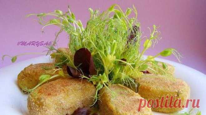 Картофельные биточки Оригинальное и очень вкусное блюдо на гарнир и для самостоятельной подачи - картофельные биточки с чечевицей. Оно вкусно и в холодном, и в горячем виде