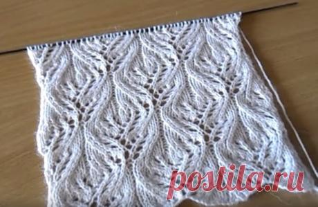 Красивейший узор спицами
Источник: https://podruzhkii.ru/blog/43581805559/CHudesnyie-azhu..