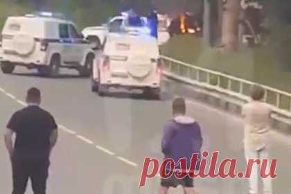 Россиянин поджег себя на глазах у полицейских
