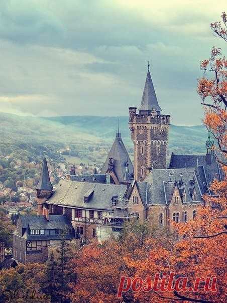 Wernigerode/Вернигеро́де — город в Германии в федеральной земле Саксония-Анхальт.