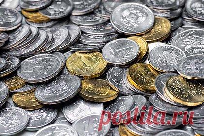 В России создали цифровой рубль. Для чего он нужен и когда им можно будет воспользоваться?. Госдума 11 июля приняла сразу во втором и третьем чтениях закон, создающий основу для внедрения в России цифрового рубля. Он вступит в силу с 1 августа 2023 года. Цифровой рубль будет являться альтернативной формой национальной валюты наряду с наличными и безналичными рублями.