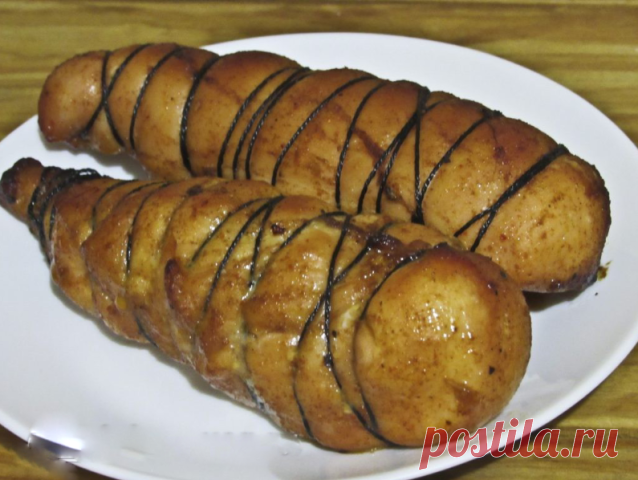 Бастурма из курицы в духовке

Простой рецепт отличной закуски на все случаи жизни - пикантная пряная курочка! Смотрим и записываем рецепт приготовления бастурмы из курицы в духовке.

Ингредиенты:
Куриная грудка — 800 Грамм
Вода — 3 Стакана
Перец горошком — 1 Чайная ложка
Соль — 2 Ст. ложки
Сахар — 2 Ст. ложки
Лавровый лист — 2-3 Штук
Мед — 2 Ст. ложки
Оливковое масло — 2 Ст. ложки
Соевый соус — 1 Ст. ложка
Паприка — 1 Ст. ложка
Чеснок — 2-3 Зубчиков

Количество порций: 3-4...
