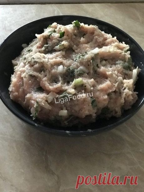 Спагетти с томатным соусом и куриными фрикадельками
