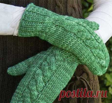 Варежки с косами