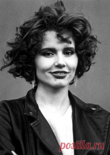 1988. GEENA DAVIS — УВЕРЕННОСТЬ ВО ВЗГЛЯДЕ — VIZIST.ru