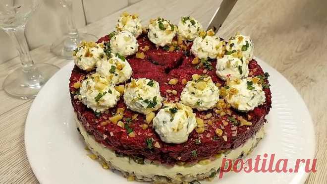Потрясающе вкусный, яркий, сочный салат! Взрыв ВКУСА! Обалденный САЛАТ! А вы уже подписаны на нашу группу? Подпишитесь по этой ссылке okl.lt/13qgf8 
Ежедневно самые вкусные рецепты для вас и ваших близких. 
Ингредиенты:
400 гр говядины
2 небольшие свёклы
4 яйца
6 маринованных огурчиков
70 гр чернослива
70 гр грецких орехов
0,5 луковицы
по щепотке соли и сахара
1 ч.л. яблочного уксуса
___________
2 ст.л. майонеза
2 ст.л. сметаны
1 зубчик чеснока
1 ч.л. горчицы
соль, перец
_...