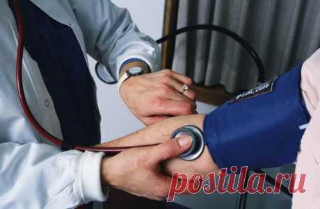 Народные средства для лечения гипертонии
Гипертония – заболевания, которое иногда называют молчаливый убийца, так как симптомы трудно заметить. Болезнь гипертонии – это повышения артериального давления. Она может поражать людей разного пола…