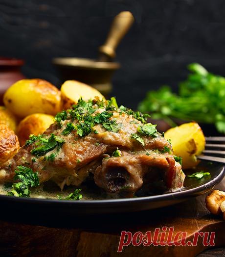 Курица с орехами и кинзой – Кулинарные рецепты с фото