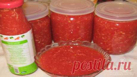 Аджику мою все любят, ведь она и вкусная и полезная, от любой хандры избавит и грипп зимой не страшен. Это моя аджика домашняя, закрываю ее уже много лет, мне нравится ее аромат и острота