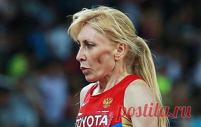 Бегунья Томашова не успела получить медаль Олимпиады-2012, которой ее лишили в 2024 году. Спортсменка должна была получить серебряную награду после дисквалификаций турецких легкоатлеток, однако позднее была сама дисквалифицирована