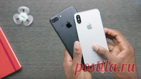 Зачем в iPhone 8 нужен Smart Connector и чем он полезен До анонса iPhone 8, с помощью которого Apple произведет перезапуск линейки своих смартфонов, остается около месяца — самое время для новых интересных слухов и горячей аналитики. Интеллектуальный интерфейс Smart Connector показали вместе с самым первым 12,9-дюймовым iPad Pro в конце далекого 2015 года. Первым аксессуаром, который подключался через него, оказалась клавиатура Smart Keyboard. В отличие от беспроводных аналогов, она не только…