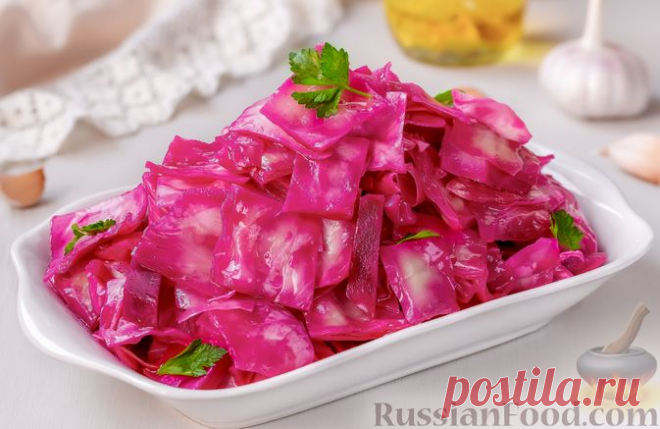 Рецепт: Маринованная капуста "Пелюстка" со свёклой и чесноком на RussianFood.com