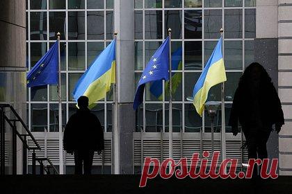 В ЕС пожаловались на «наносящее серьезный ущерб рынку» соглашение с Украиной. Соглашения о либерализации грузовых перевозок между Евросоюзом (ЕС) и Украиной «наносит серьезный ущерб» европейскому рынку и лишает местных транспортных операторов конкурентоспособности, заявила группа депутатов Европарламента (ЕП) от разных стран в своем обращении к Еврокомиссии (ЕК).