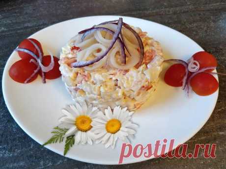 Салат Красное море с кальмарами рецепт с фото - 1000.menu