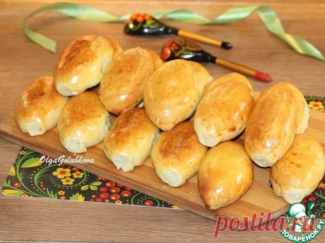Пирожки из картофельного дрожжевого теста. Пирожки из картофельного дрожжевого теста, очень мягкие, сдобные и пышные. К тому же такие пирожки долго не черствеют. Начинка может быть любая.