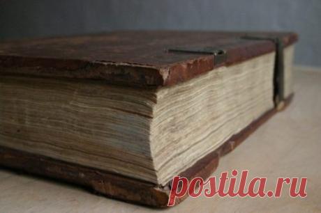 11 сильних цитат з Біблії, які можуть допомогти змінити життя Біблія - ​​це записане слово Бога.

Воно дає життя всьому! Хочу поділитися з тобою чудовими віршами зі Святого Письма, які на 100% змінять твоє життя! Одна умова: виконуй те, що там написано, і вір!

У деяких віршах я використовувала сучасний переклад.

Люби близьких

Улюблені, коли Бог полю