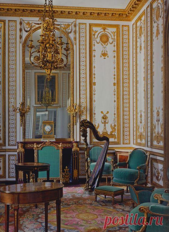 Marie-Antoinette’s Music Room, Versailles, France.   |   Pinterest