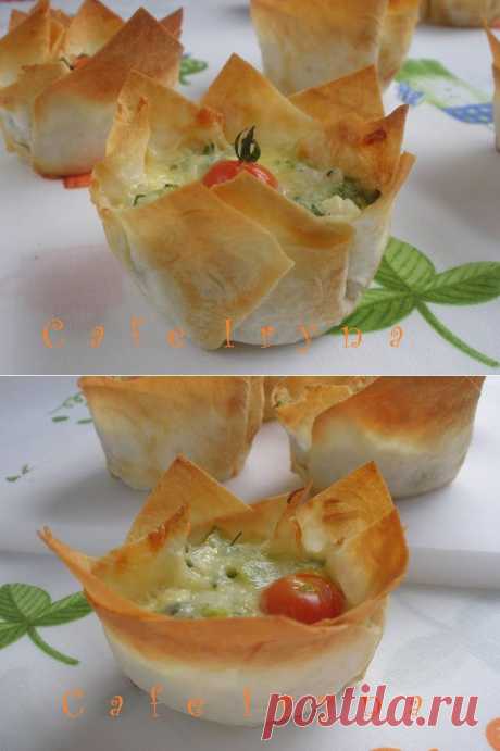ОТЛИЧНАЯ ИДЕЯ ЗАКУСКИ К ПРАЗДНИКУ ИЗ ЛЮБИМОГО ЛАВАША.    =)