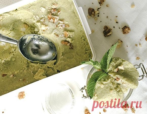 Лаймовое мороженое с медом на основе авокадо, пошаговый рецепт на 1255 ккал, фото, ингредиенты - Елена Богданова