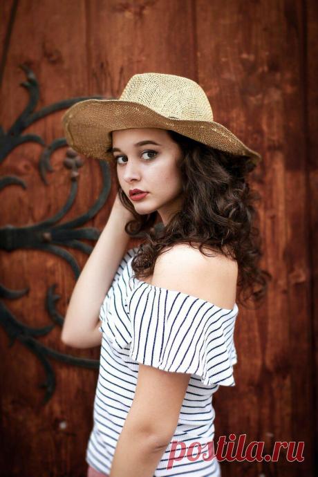 Как быть счастливым в любви: 7 способов
Конечно, это не универсальный гарантированный рецепт избавления от любовных страданий. У каждого свое восприятие мира, свои способности глубоко чувствовать, воспринимать происходящие события. Но все же приведенные здесь советы служат костяком, основой более взрослого и адекватного восприятия любви и отношений в своей жизни. Хотите меньше страдать от любви и чаще быть на счастливой волне отношений? Вот […]
Читай дальше на сайте. Жми подробнее ➡