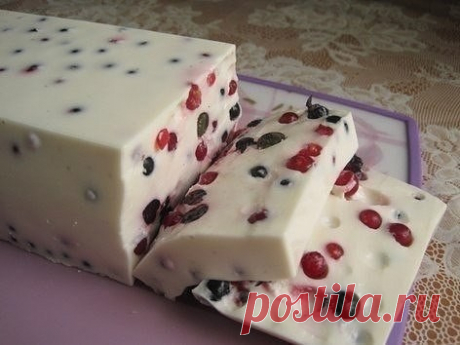 СМЕТАННЫЙ ДЕСЕРТ С ЯГОДАМИ