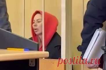 Прокатившаяся по барам в пьяном угаре россиянка въехала в толпу людей